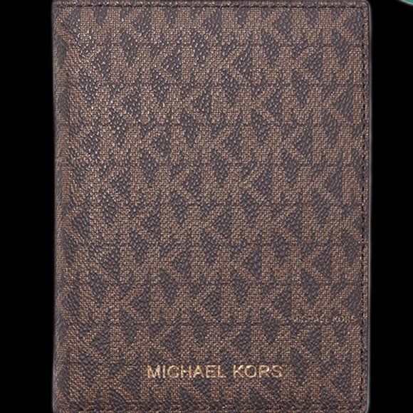 Michael Kors Bedford Passport Wallet - Picture 1 of 2